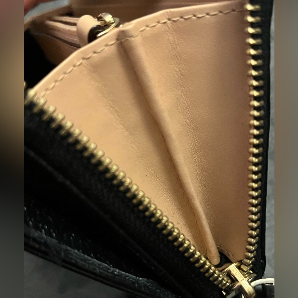 EUC Kate Spade The Grand Street Layton Wristlet- Black - Picture 10 of 12
